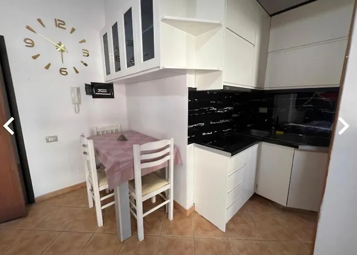 Leos Appartaments Apartment Vlorë